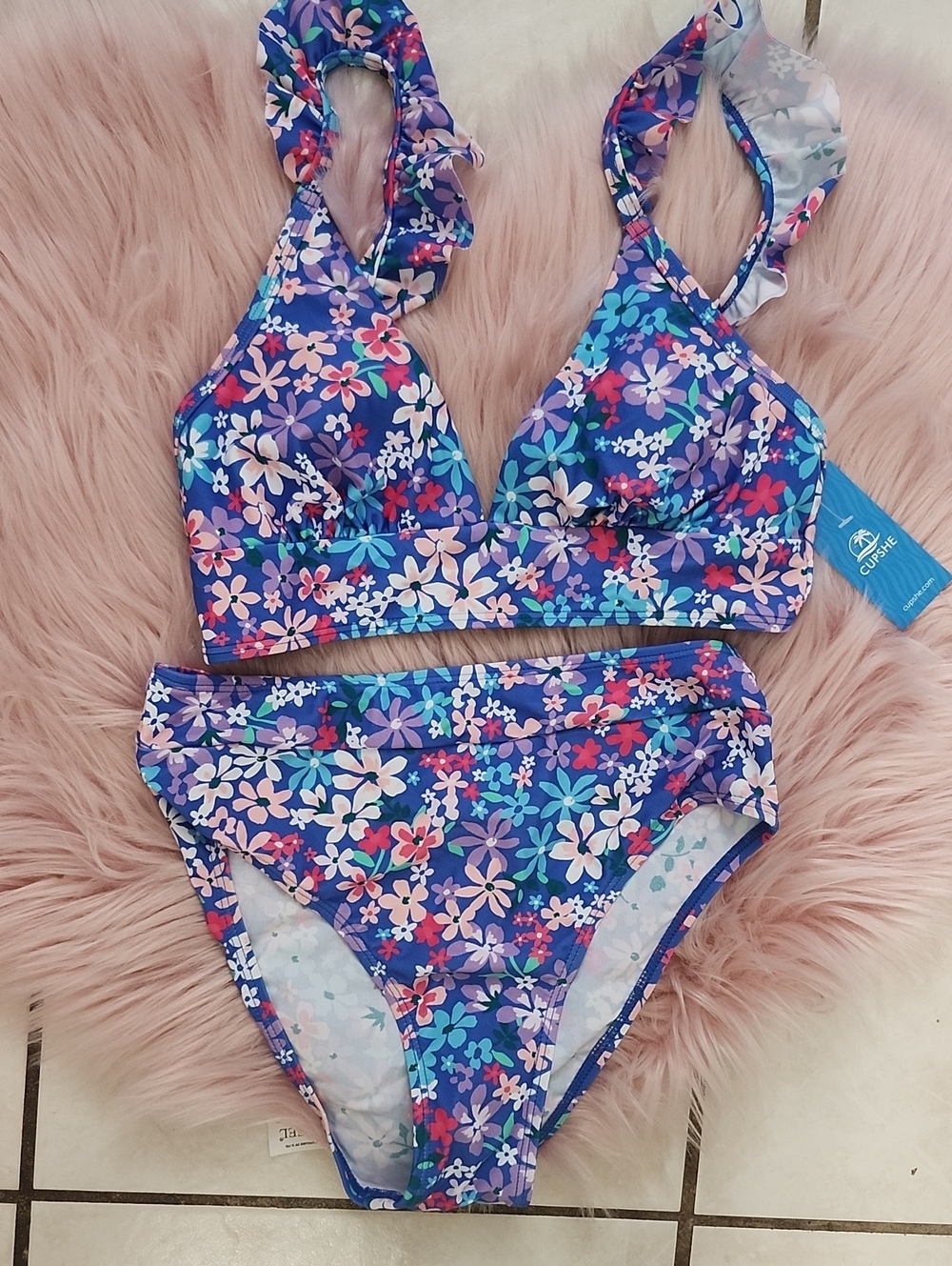 BRAND NEW CUPSHE 2PC RUFFLED BRALETTE & HIGH WAIST DAISY BIKINI SET-XS *NOTE*